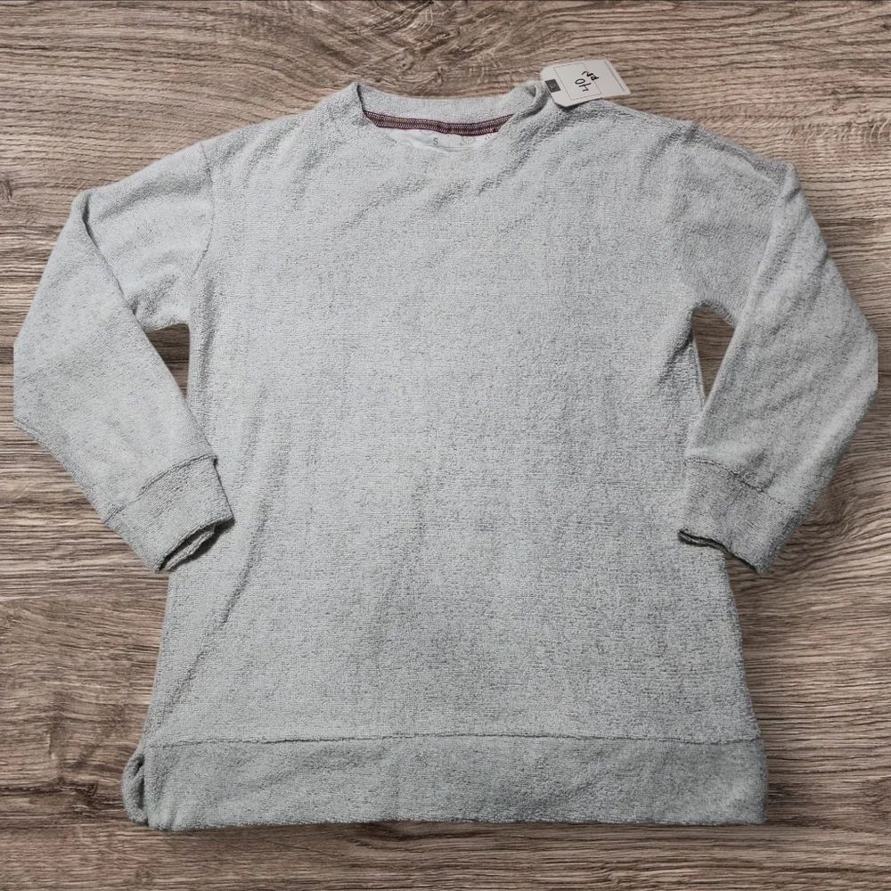 Royce Gray Crew Neck Sweater Size Small